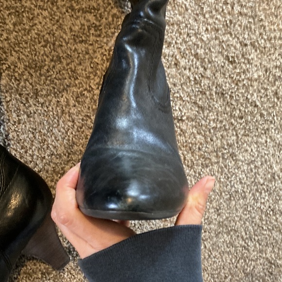 Black Leather Women’s Frye Heeled Boots - Picture 10 of 11